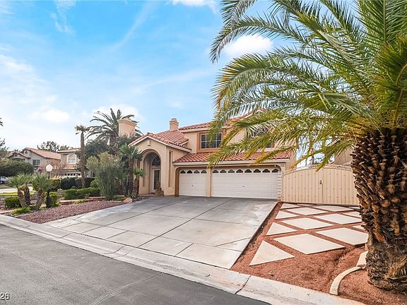 3rd image of 2408 Legacy Island Cir