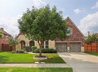 8261 Frisco Lakes Dr, Frisco, TX 75034