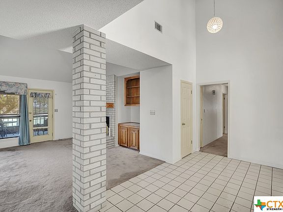 5th image of 1791 Flaming Oak Dr