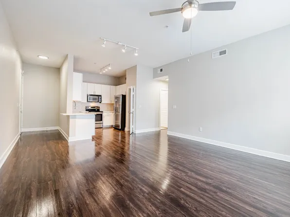 2901 Wycliff Ave, Dallas, TX 75219