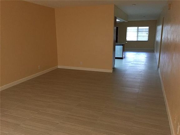 2nd image of 7813 NW 70th Ct