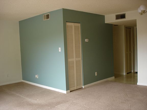 5th image of 2583 Countryside Blvd APT 206