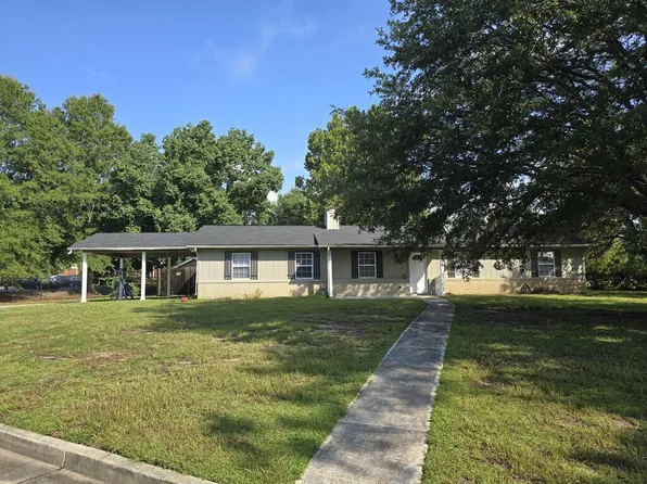 2902 Tyndall Dr, Valdosta, GA 31602