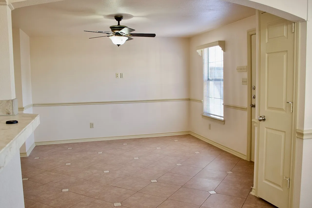 2 bed, 828 sqft, $1,650 — Photo 4