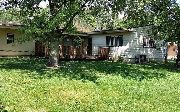 3rd image of 327 E 170th St