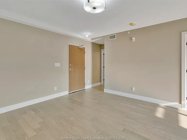2550 Sandwich West Pkwy #303 — Photo 12