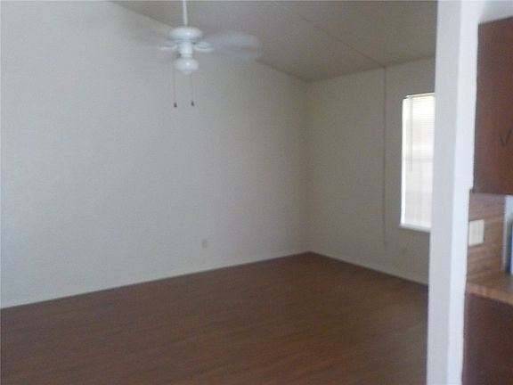 5th image of 1814 Prairie Knoll Ct #B