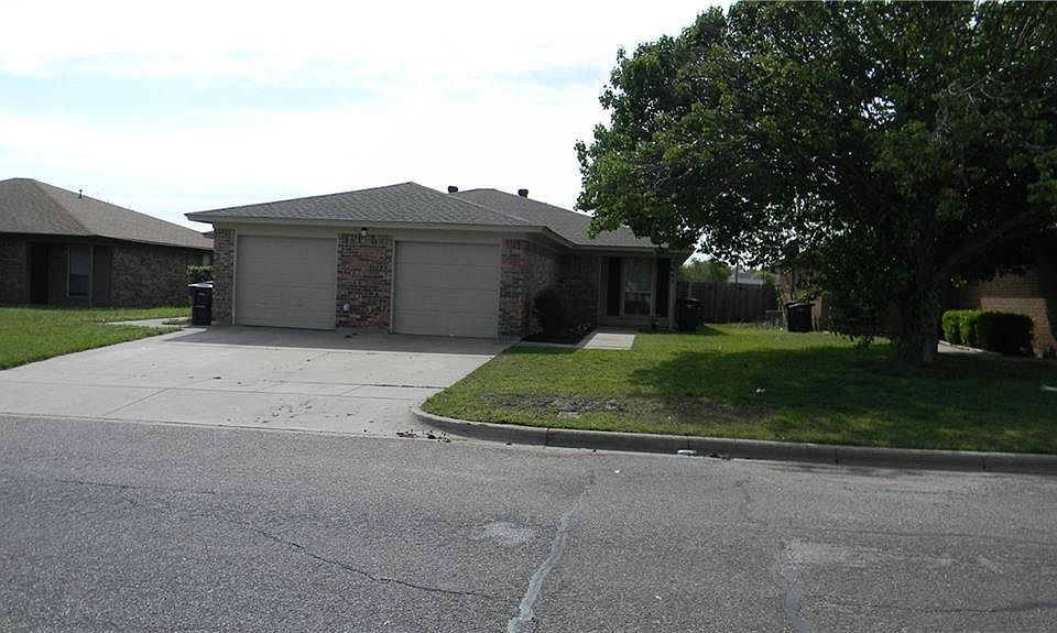 1st image of 3643 Hulen Park Cir