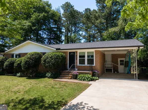 145 Pineview Dr, Athens, GA 30606