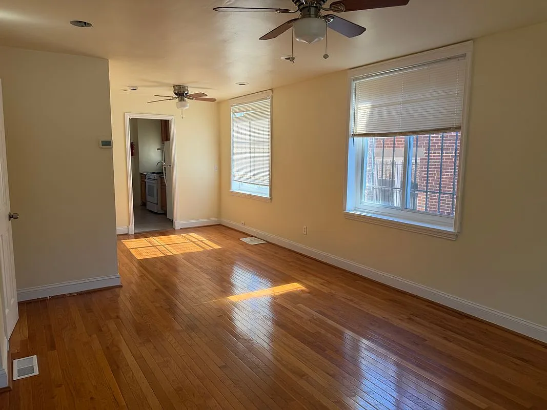 4 bed, 2.0 bath, 815 sqft, $2,150 — Photo 3