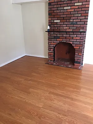 Rented by Halvatzis Realty | media 37