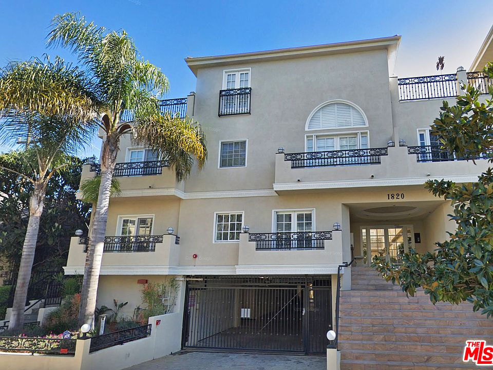 1st image of 1820 Holmby Ave APT 9