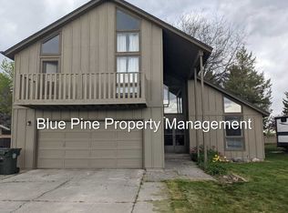 1190 York Dr, Blackfoot, ID 83221