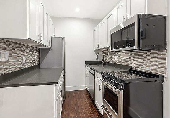 3rd image of 1156 2nd Ave #4SW