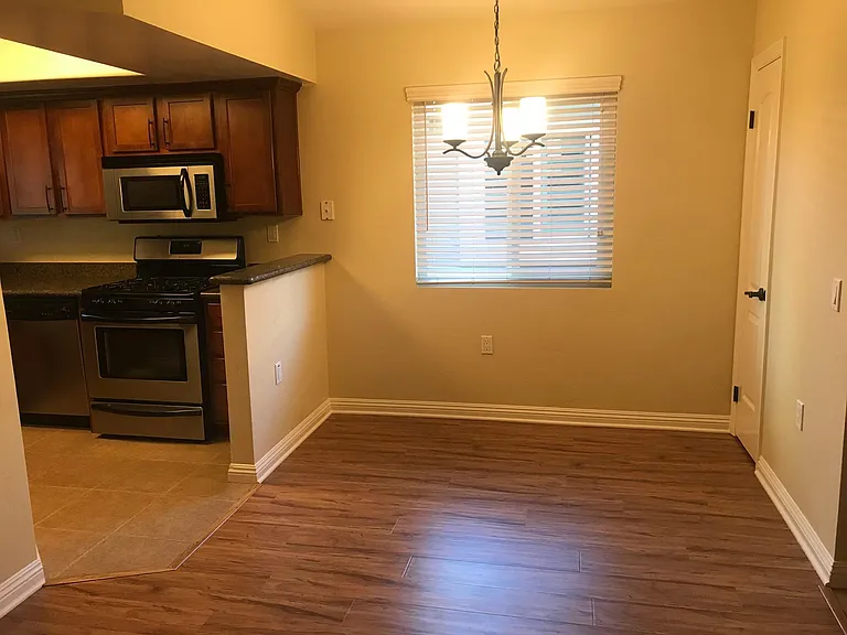 Dining room area adjacent to kitchen
