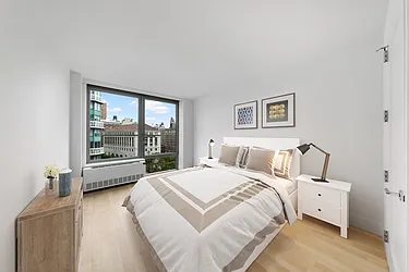 Rented by R New York