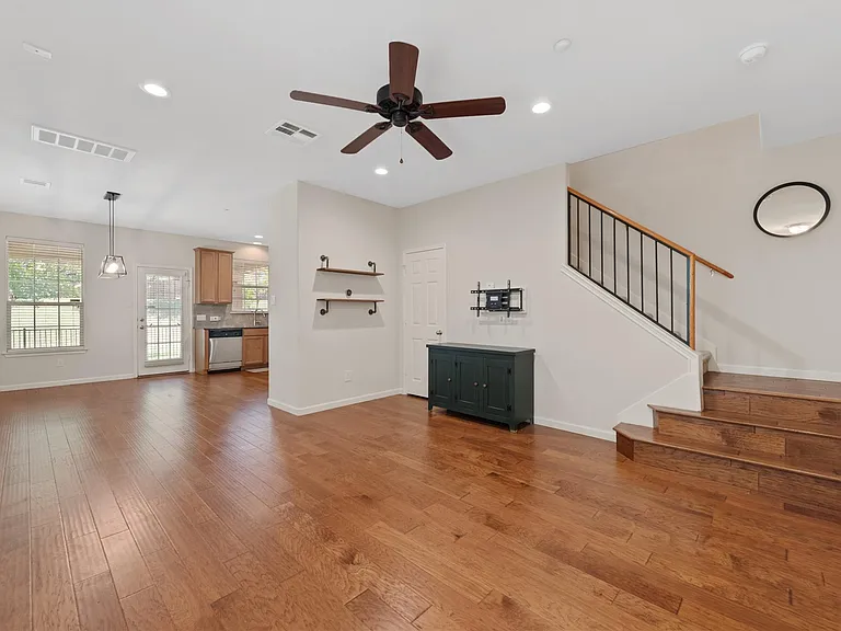 1310 W Parmer Ln #2102 — Photo 7