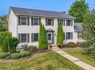 1246 Ivy St, Dekalb, IL 60115