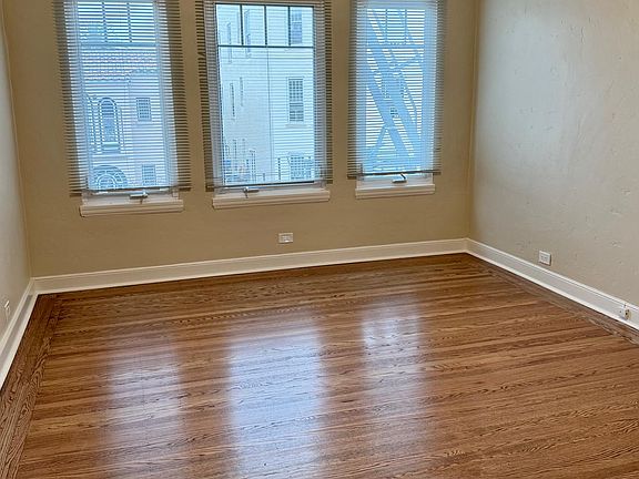 2nd image of 3636 Broderick St APT 5