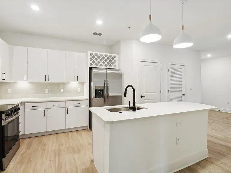 Tropia Luxury Apartments — Photo 123