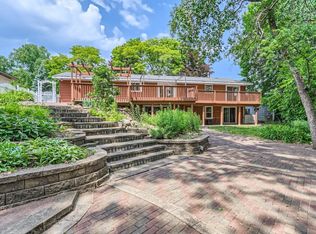 2334 75th St E, Inver Grove Heights, MN 55076