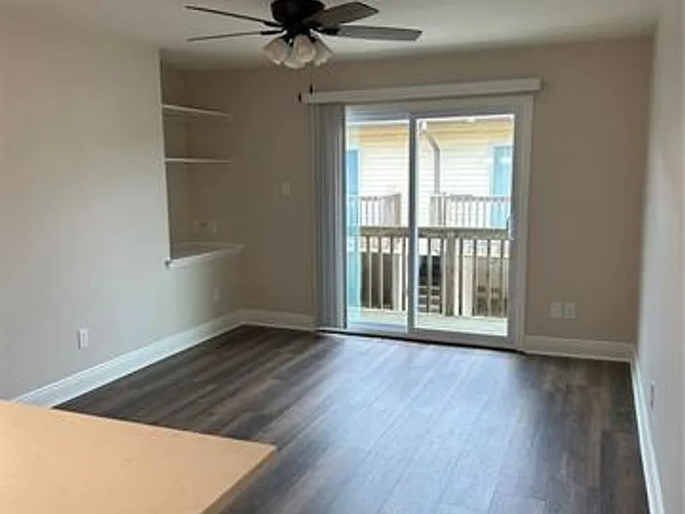 4638 Pontchartrain Dr #R — Photo 22