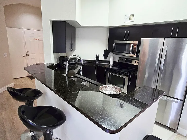 7270 Westpointe Blvd — Photo 6