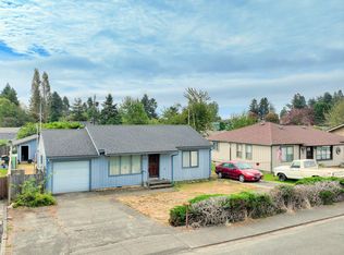 413 Azalea Park Rd, Brookings, OR 97415