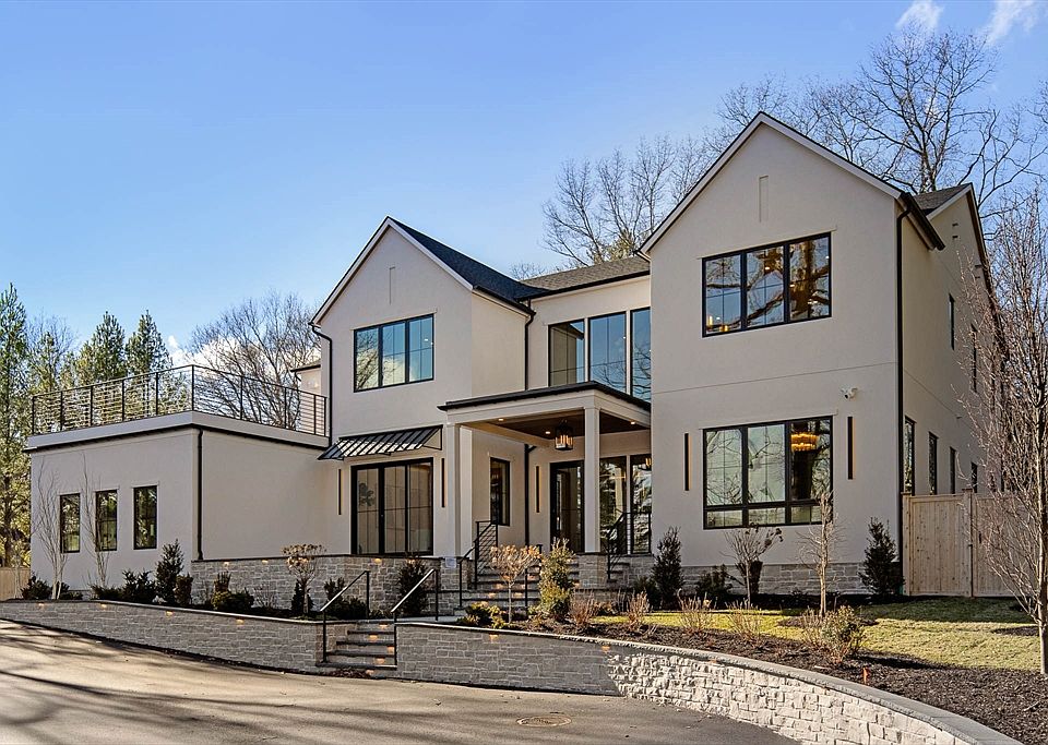 1st image of 1301 Commonwealth Ave