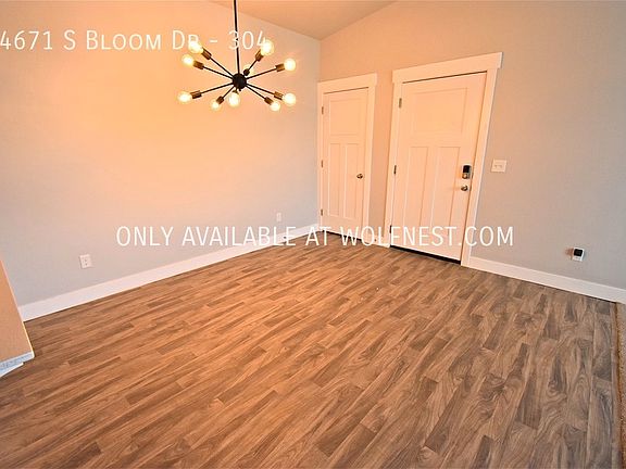 3rd image of 14671 S Bloom Dr Unit M304