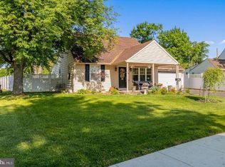 1806 Coolidge Ave, Willow Grove, PA 19090