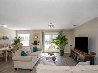 102-10 Rockaway Bch #3C, Rockaway Park, NY 11694