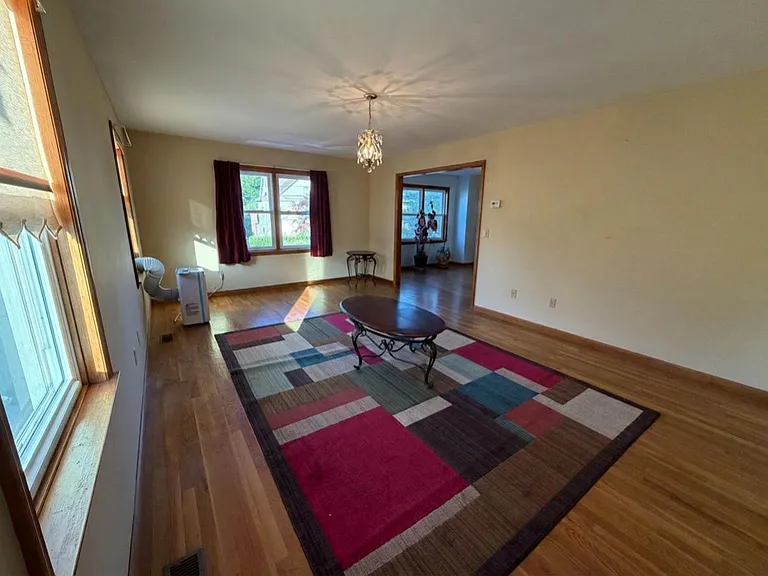 50 Lincoln Ave #1-A — Photo 5