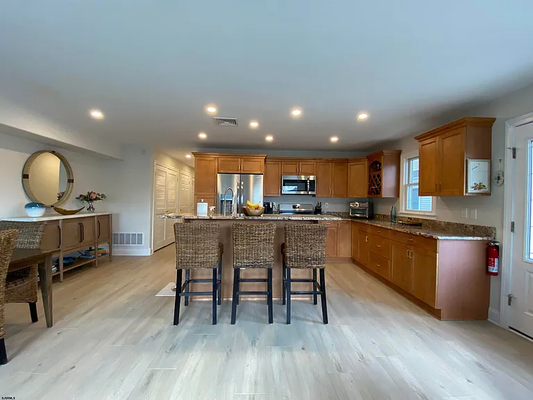 115 N Washington Ave #2 — Photo 7