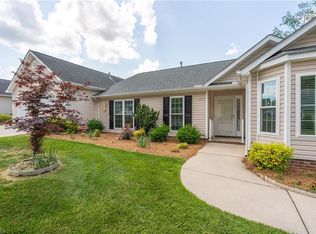 121 Village Dr, Jamestown, NC 27282