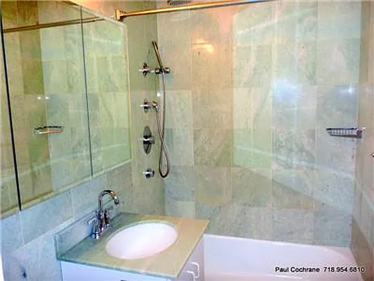 Rented by R New York | media 15