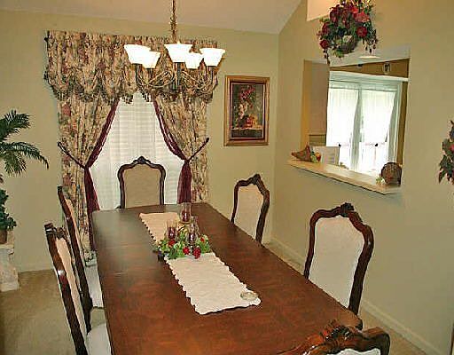 4th image of 1211 Sweet Woods Dr