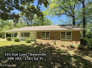 103 Oak Ln, Batesville, MS 38606