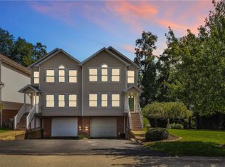 122 Odinwood Ct, Greensburg, PA 15601