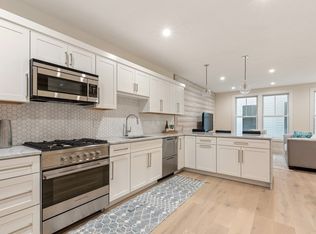 1 Coppersmith Way #1, Boston, MA 02128