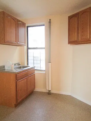 Rented by Bohemia Realty Group | media 14