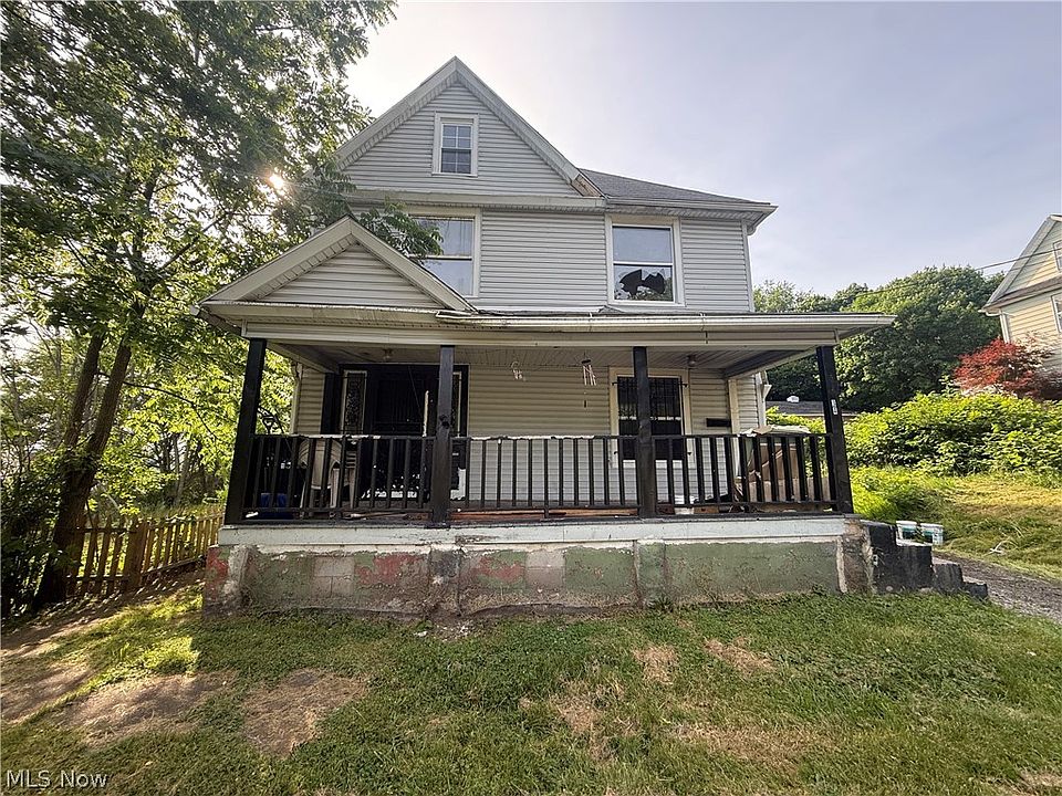 1st image of 34 N Montgomery Ave