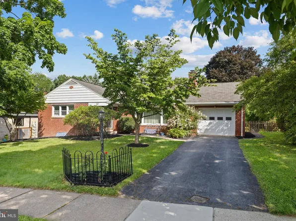 287 Nimitz Ave, State College, PA 16801