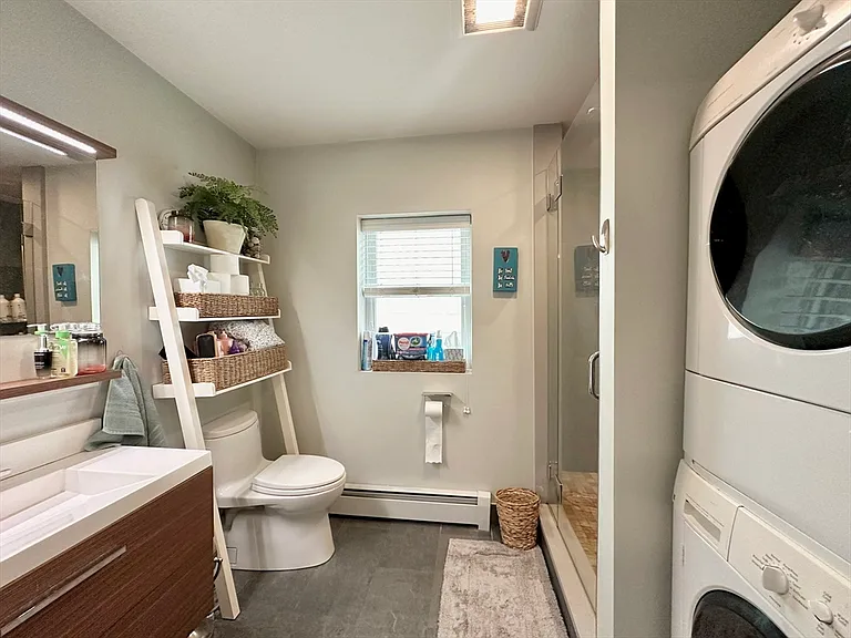 180 K St #2 — Photo 12