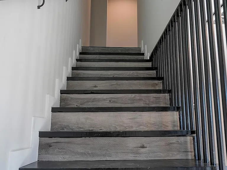 1021 S Woodrow St #A — Photo 10
