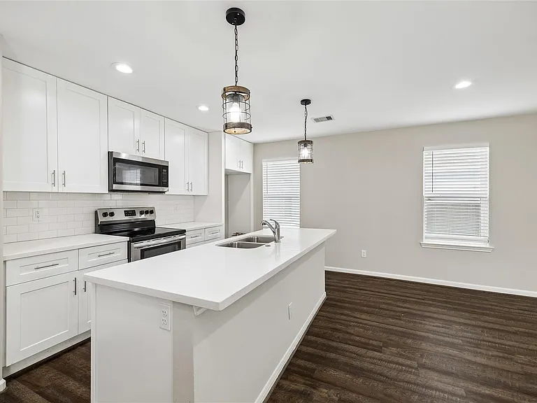 3342 Simmons St — Photo 6