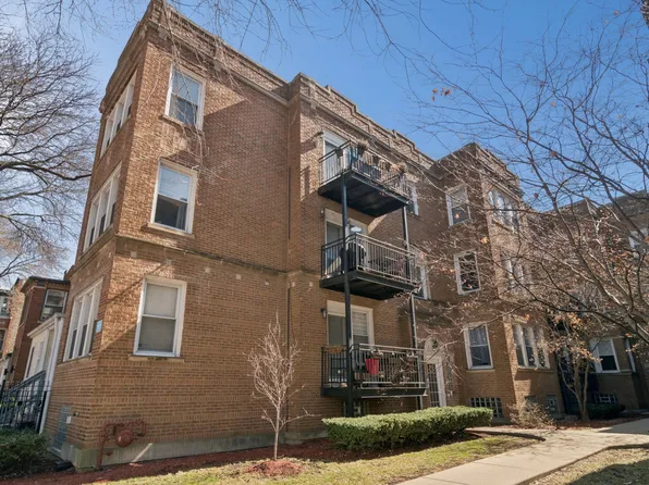 1443 W Victoria St APT 2F, Chicago, IL 60660