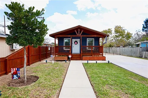 205 S Guerra Ave Photo 1