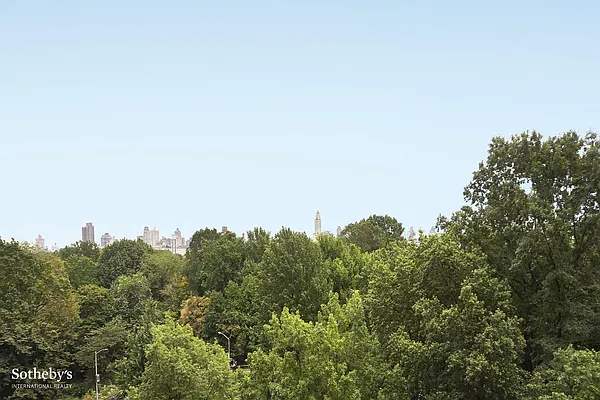 Sold by Sotheby's International Realty | media 13