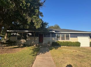 2218 Rosewood Dr, Waco, TX 76710